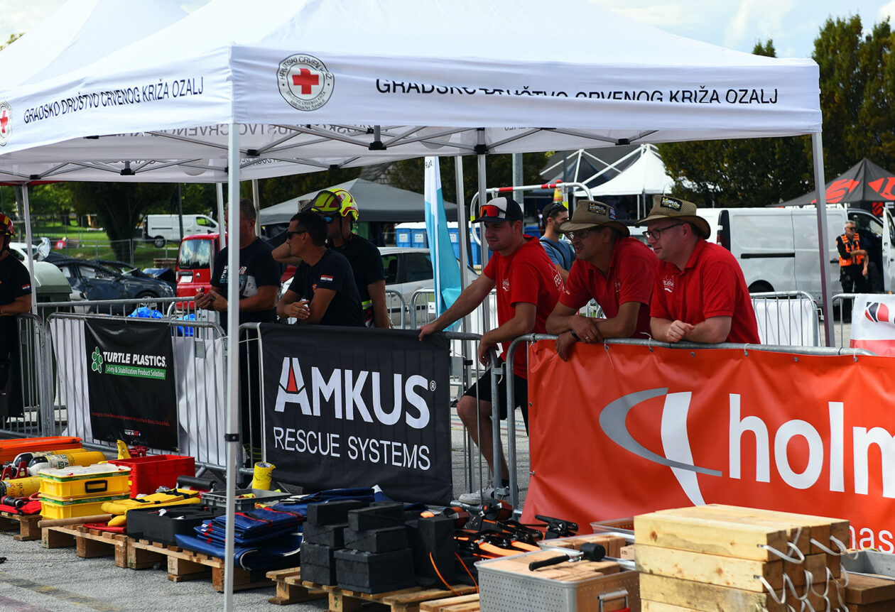 world rescue challenge (11) world rescue challenge (11)