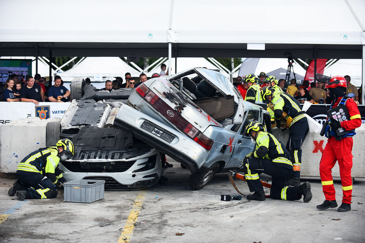 world rescue challenge (33) world rescue challenge (33)