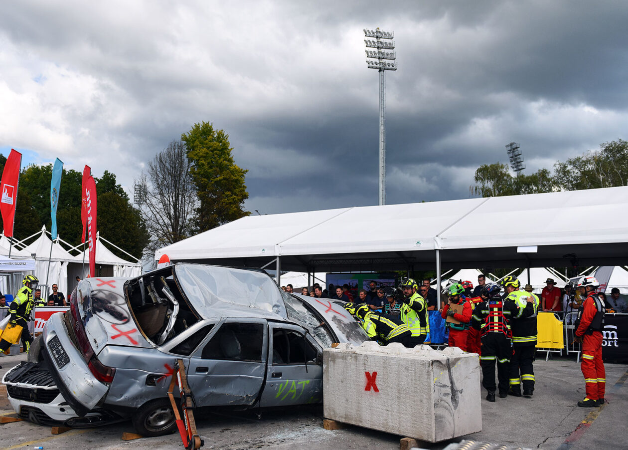 world rescue challenge (35) world rescue challenge (35)