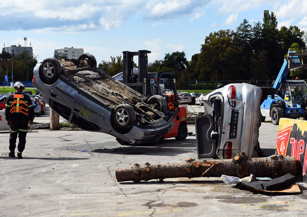 world rescue challenge (7) world rescue challenge (7)