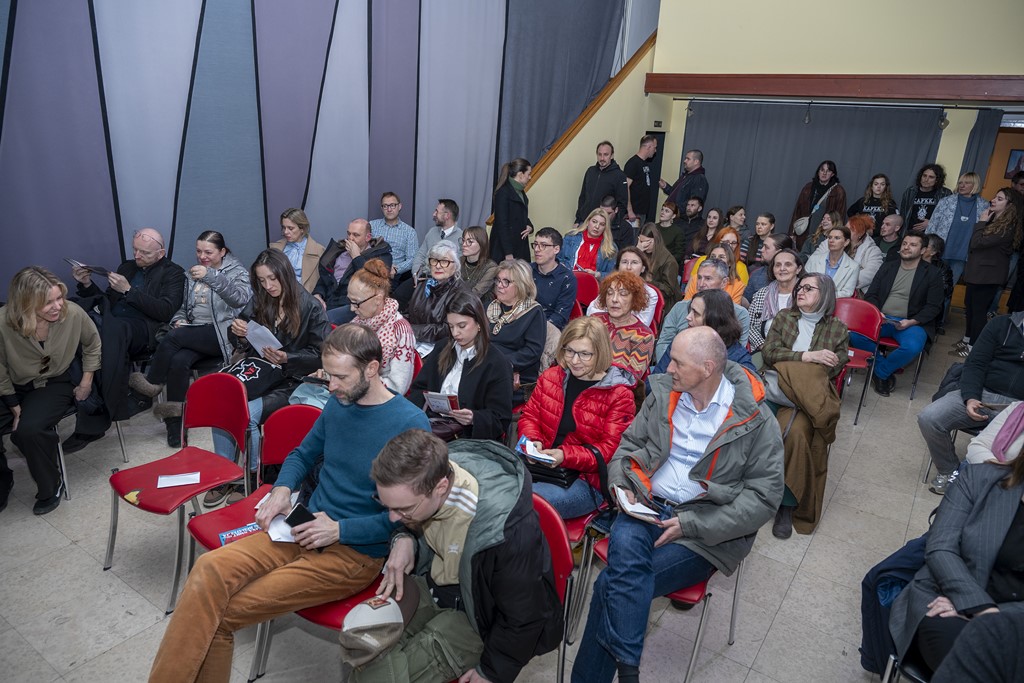 zakon teatar (13) zakon teatar (13)