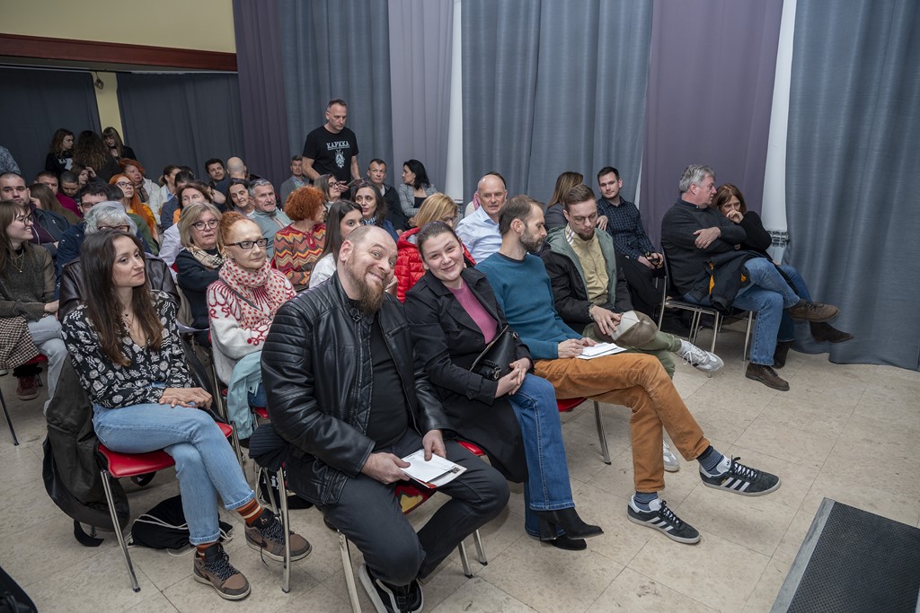 zakon teatar (16) zakon teatar (16)