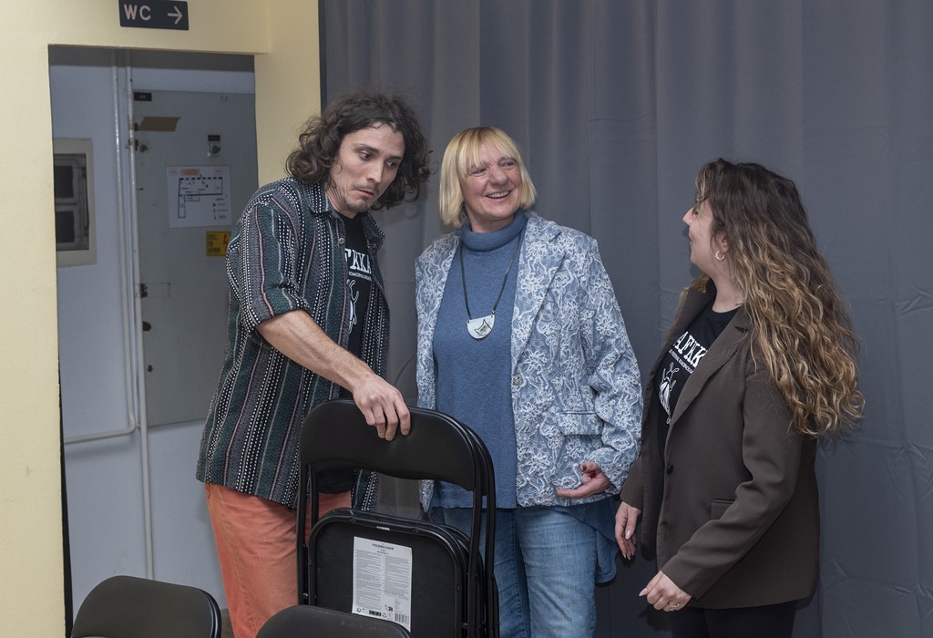 zakon teatar (6) zakon teatar (6)