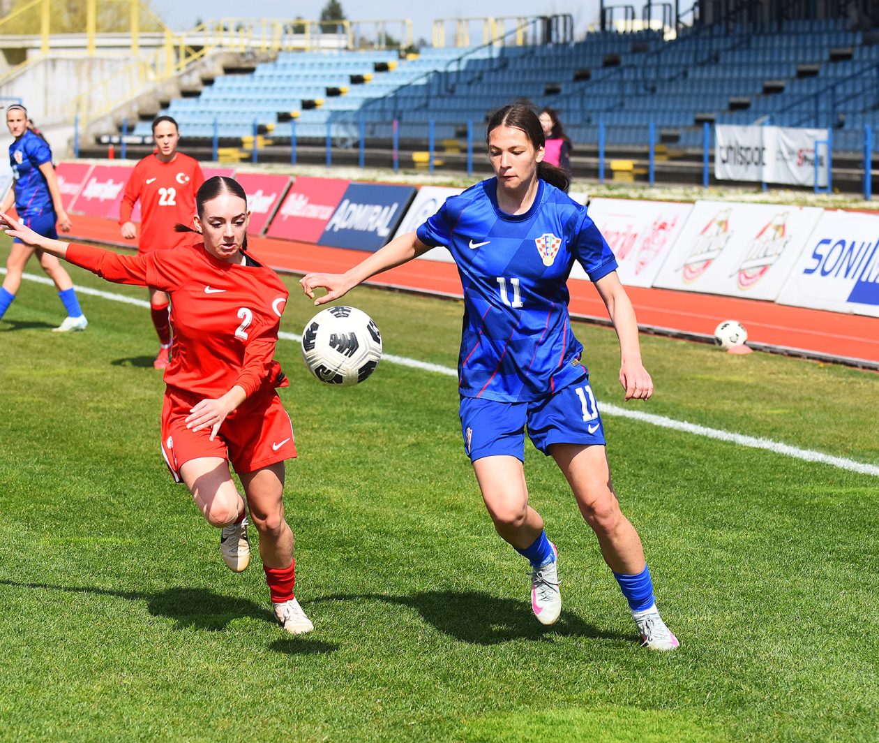 zenski nogomet hrvatska turska (4)