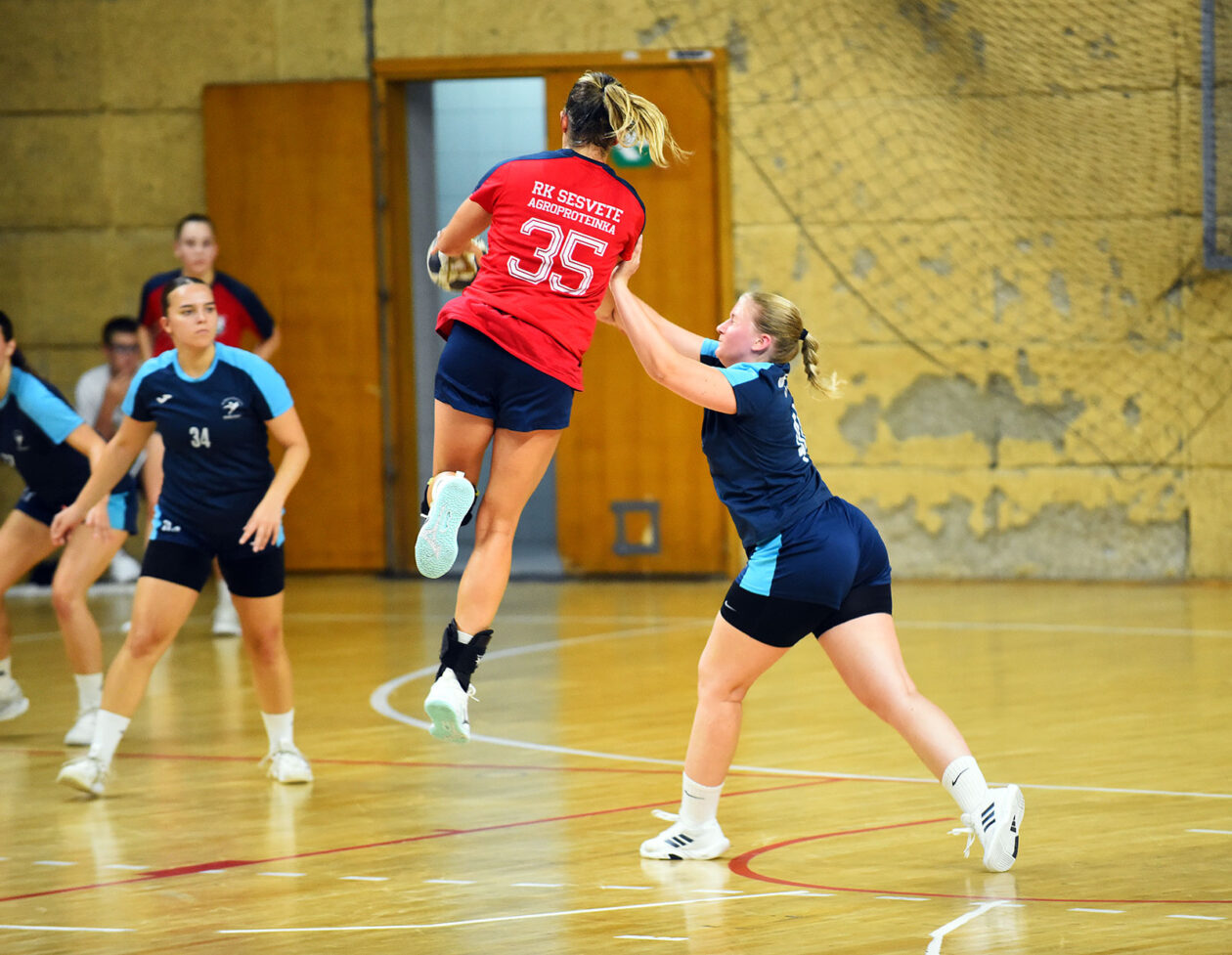 zenski rukomet (4) zenski rukomet (4)