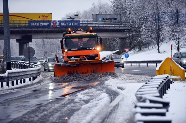 zima snijeg promet vukova gorica ralica (6)