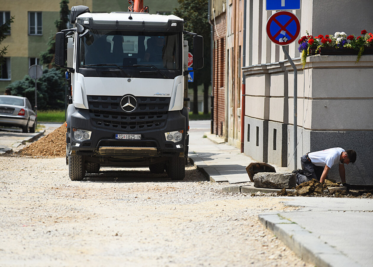 zvijezda radovi (27) zvijezda radovi (27)