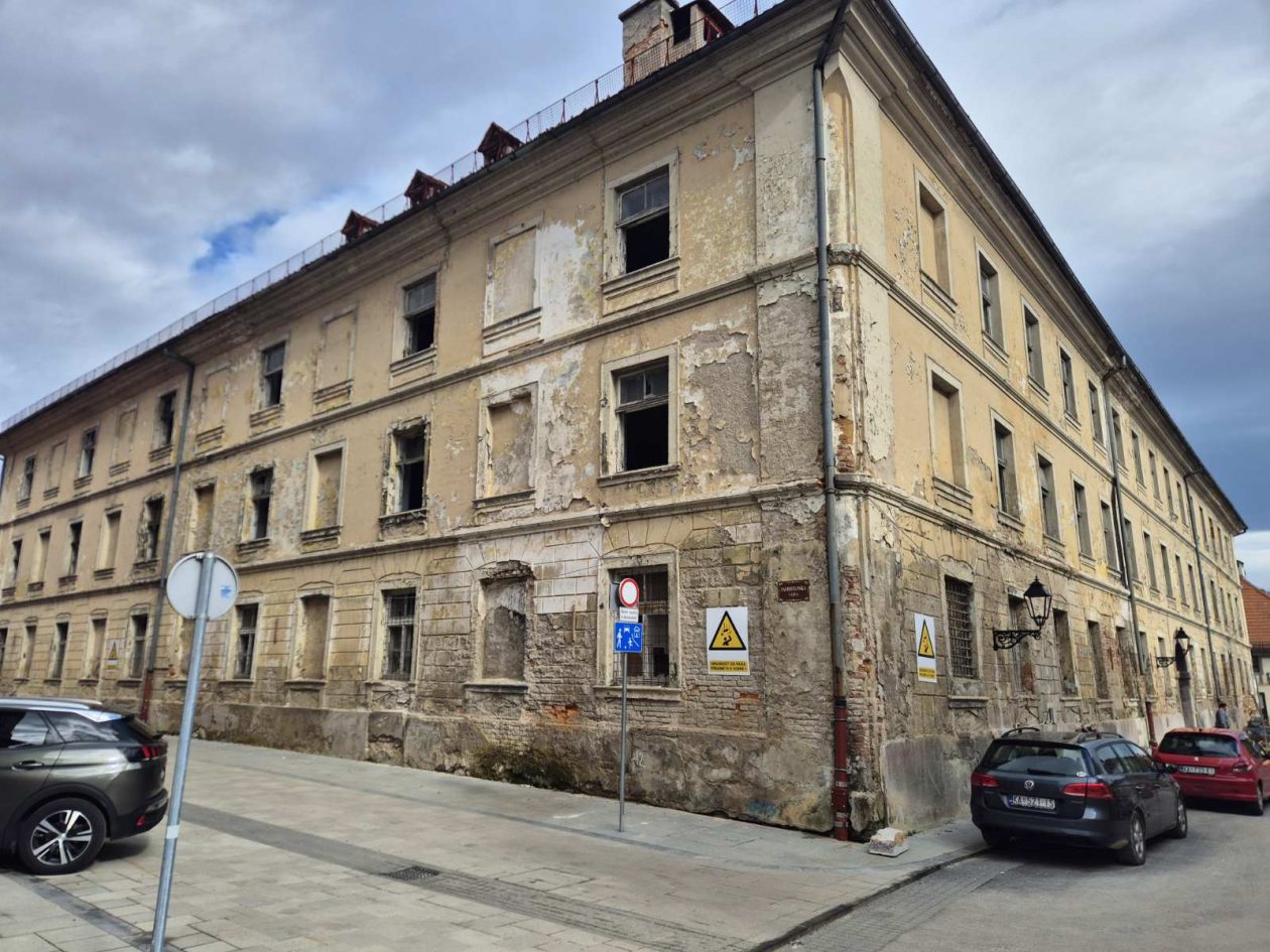 zvijezda trg gradiliste (12)